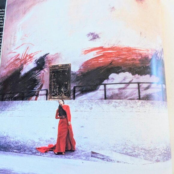 John Goodwin and Peter Hall 1989 British Theatre Design The Modern Age HC w/DJ - Picture 3 of 5